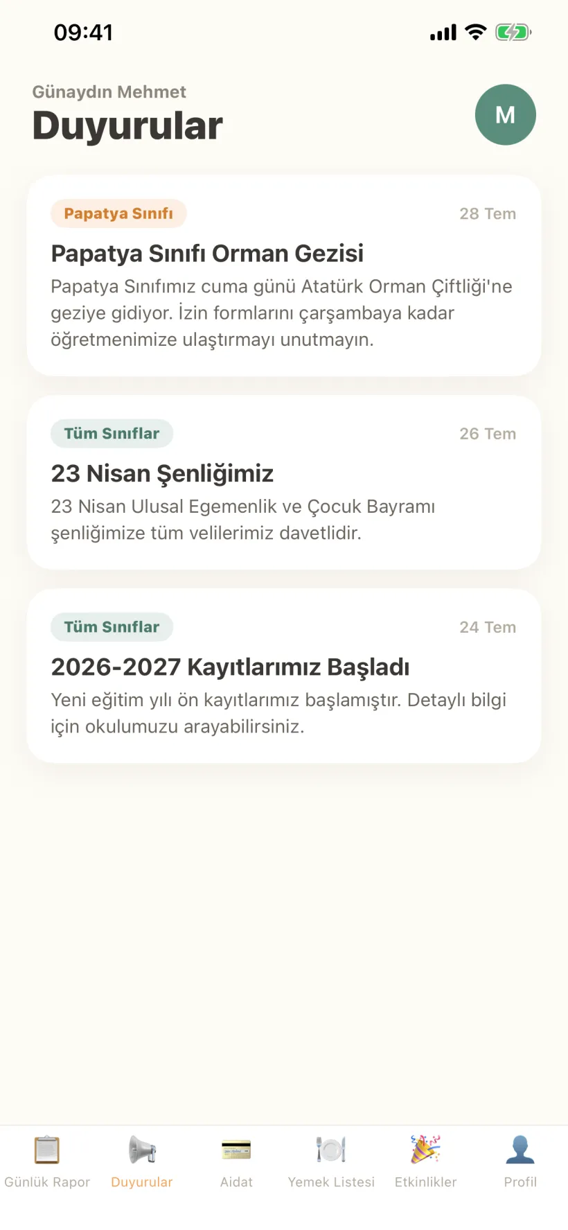 Minik Bulut uygulamasının duyurular ekranı: sınıf ve okul duyuruları listesi